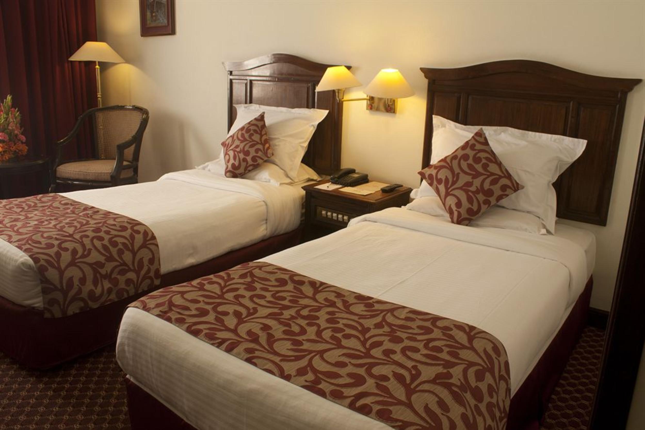 Grand Hotel Катманду Екстериор снимка