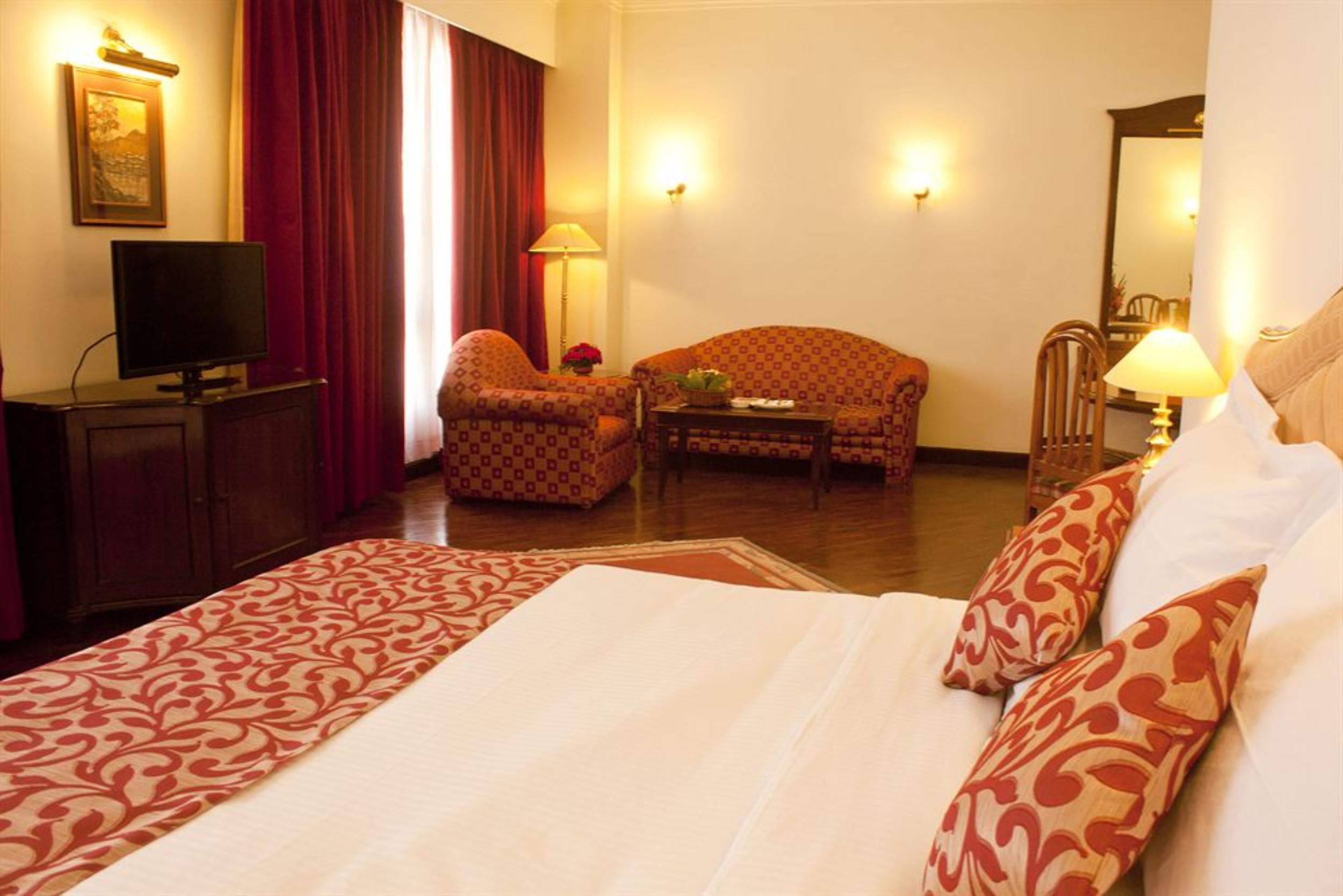Grand Hotel Катманду Екстериор снимка