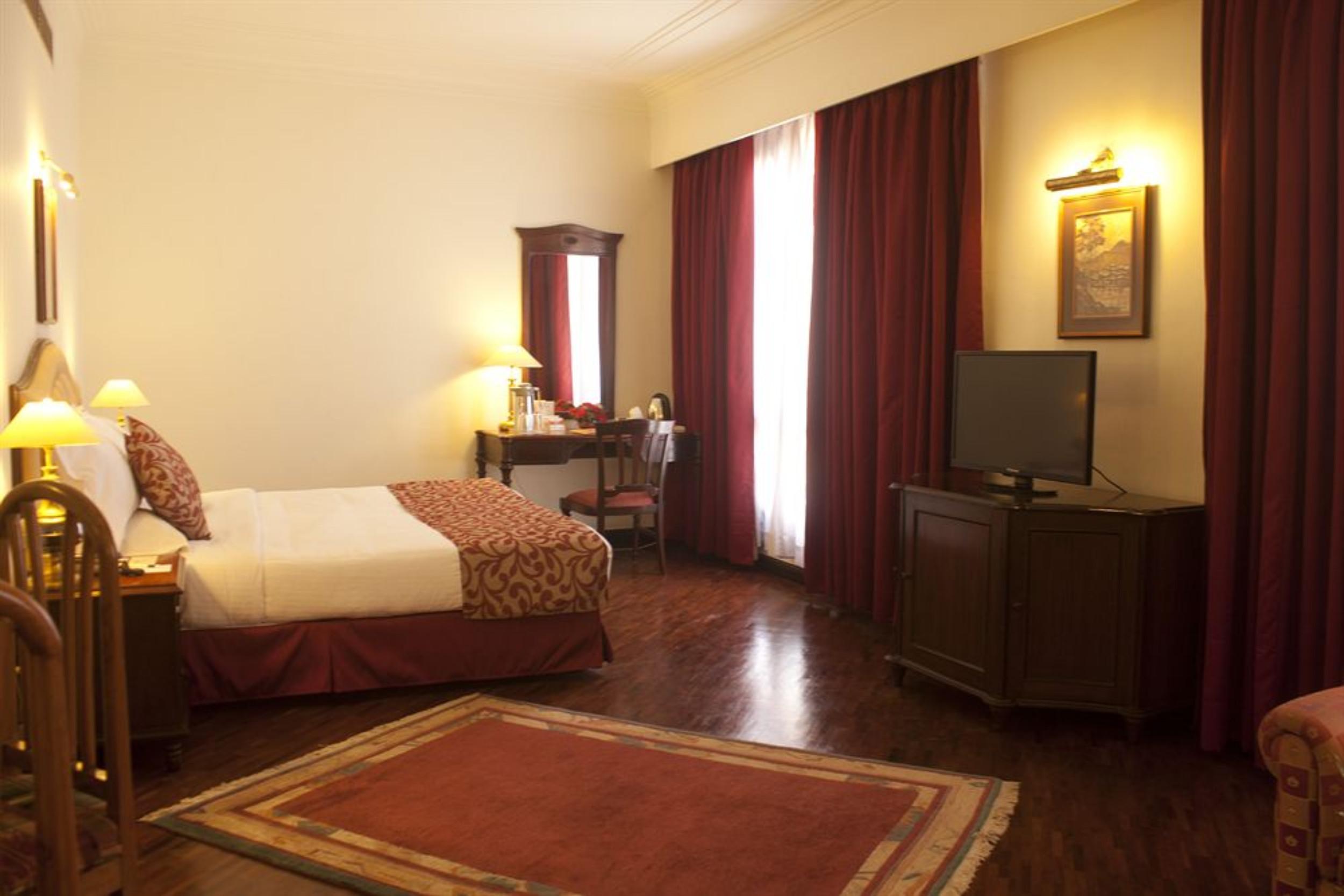 Grand Hotel Катманду Екстериор снимка