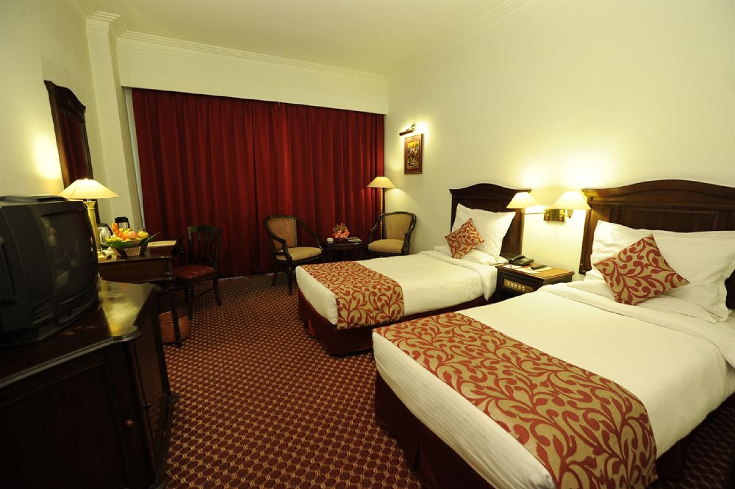 Grand Hotel Катманду Екстериор снимка