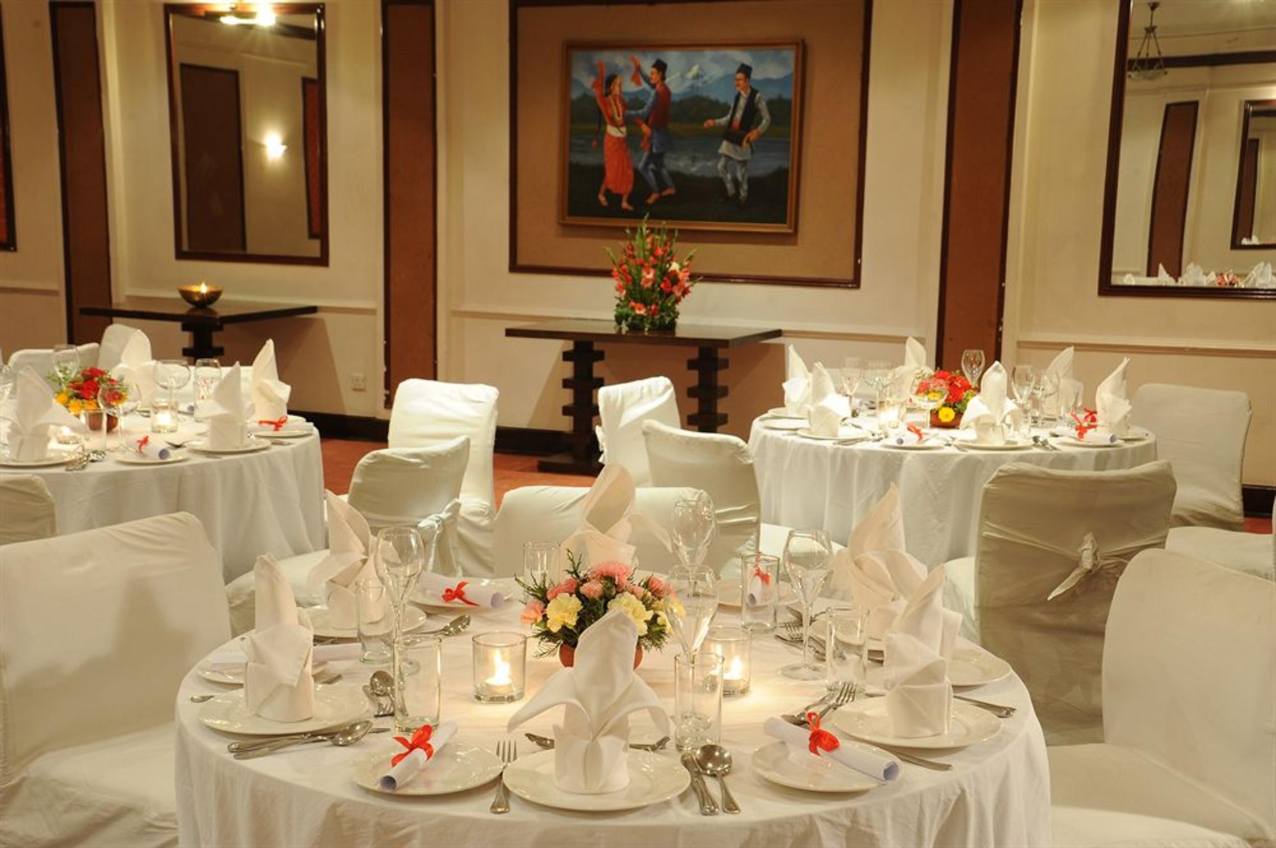 Grand Hotel Катманду Екстериор снимка